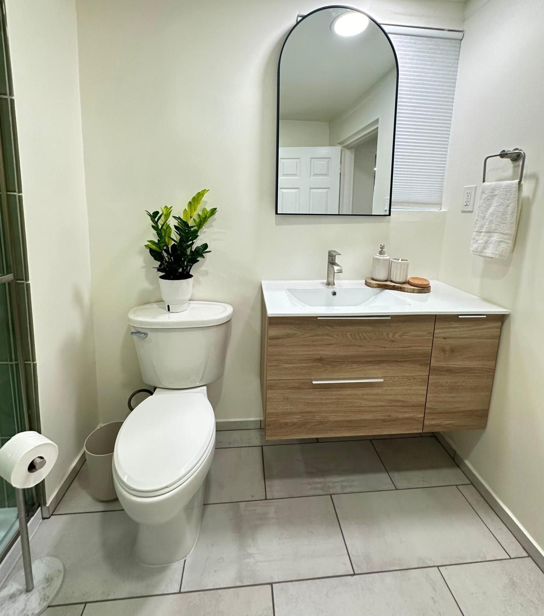Ferienhaus 3 Bedroom Modern Ybor Home- Pet Friendly